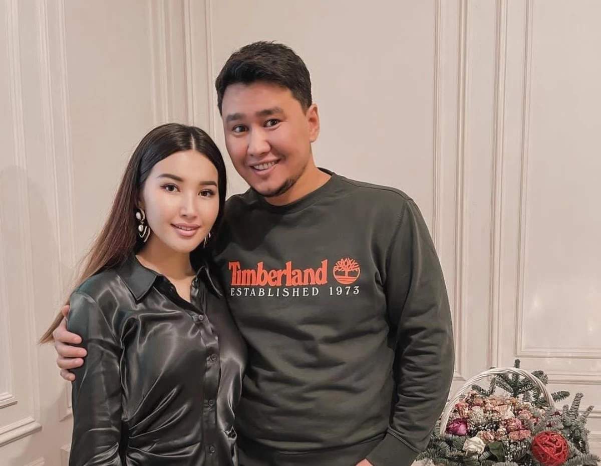 Жалаңаш Светлана Галка суреті